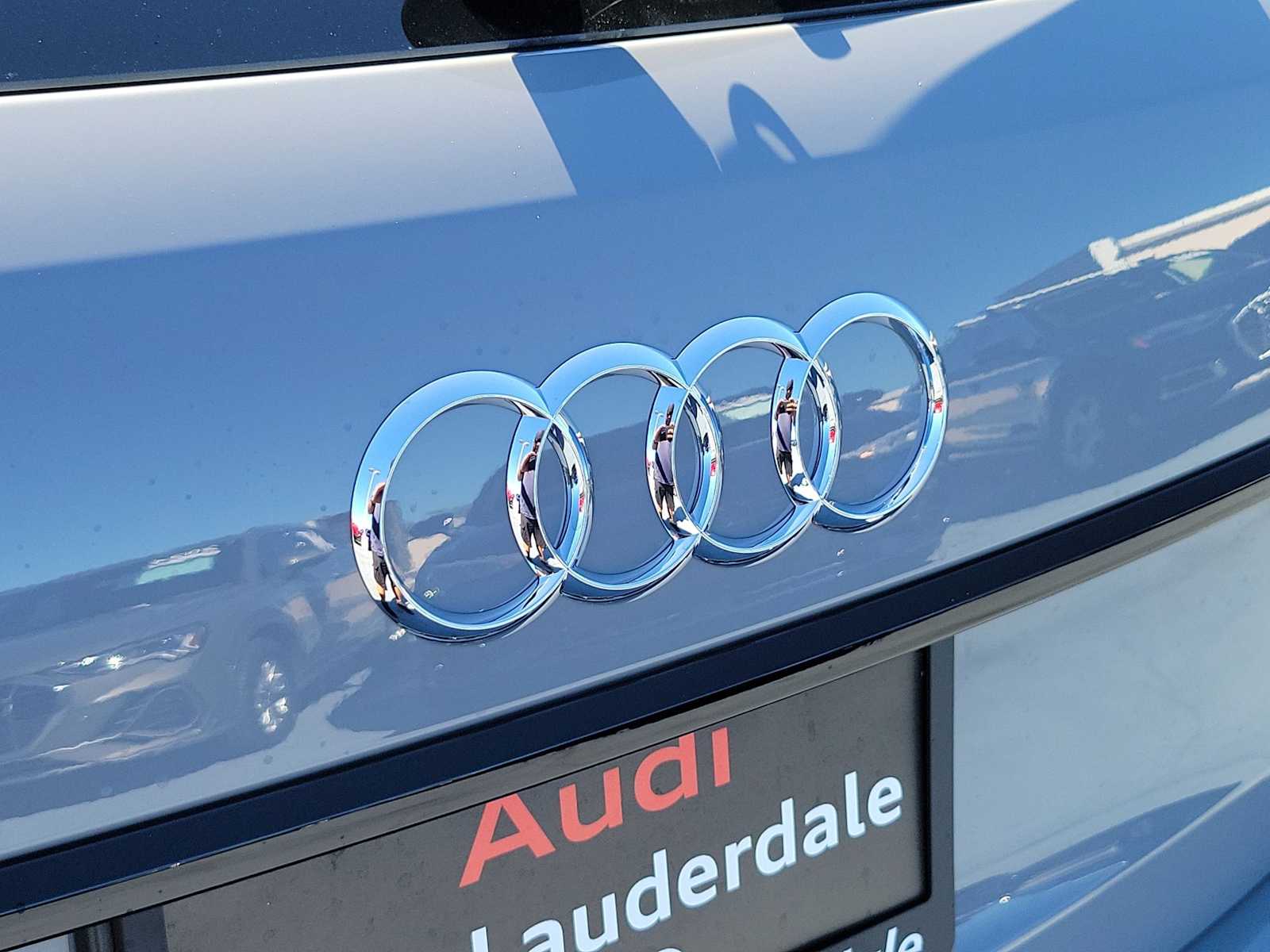 Thumbnail: 2026 Audi RS 6 - 10