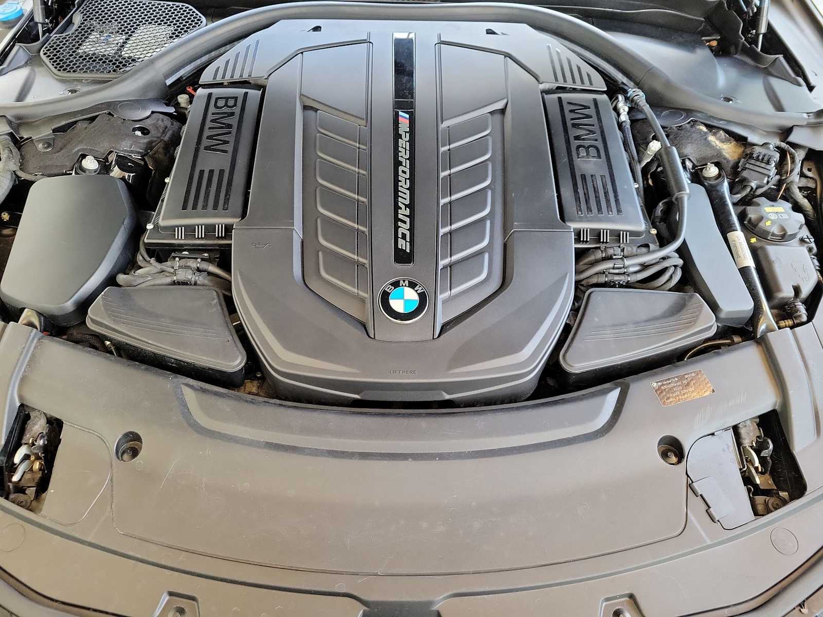 Thumbnail: 2018 BMW 7 Series - 9