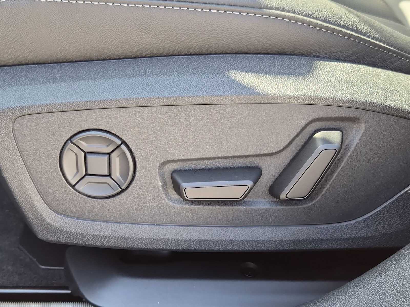 Thumbnail: 2025 Audi A5 - 16