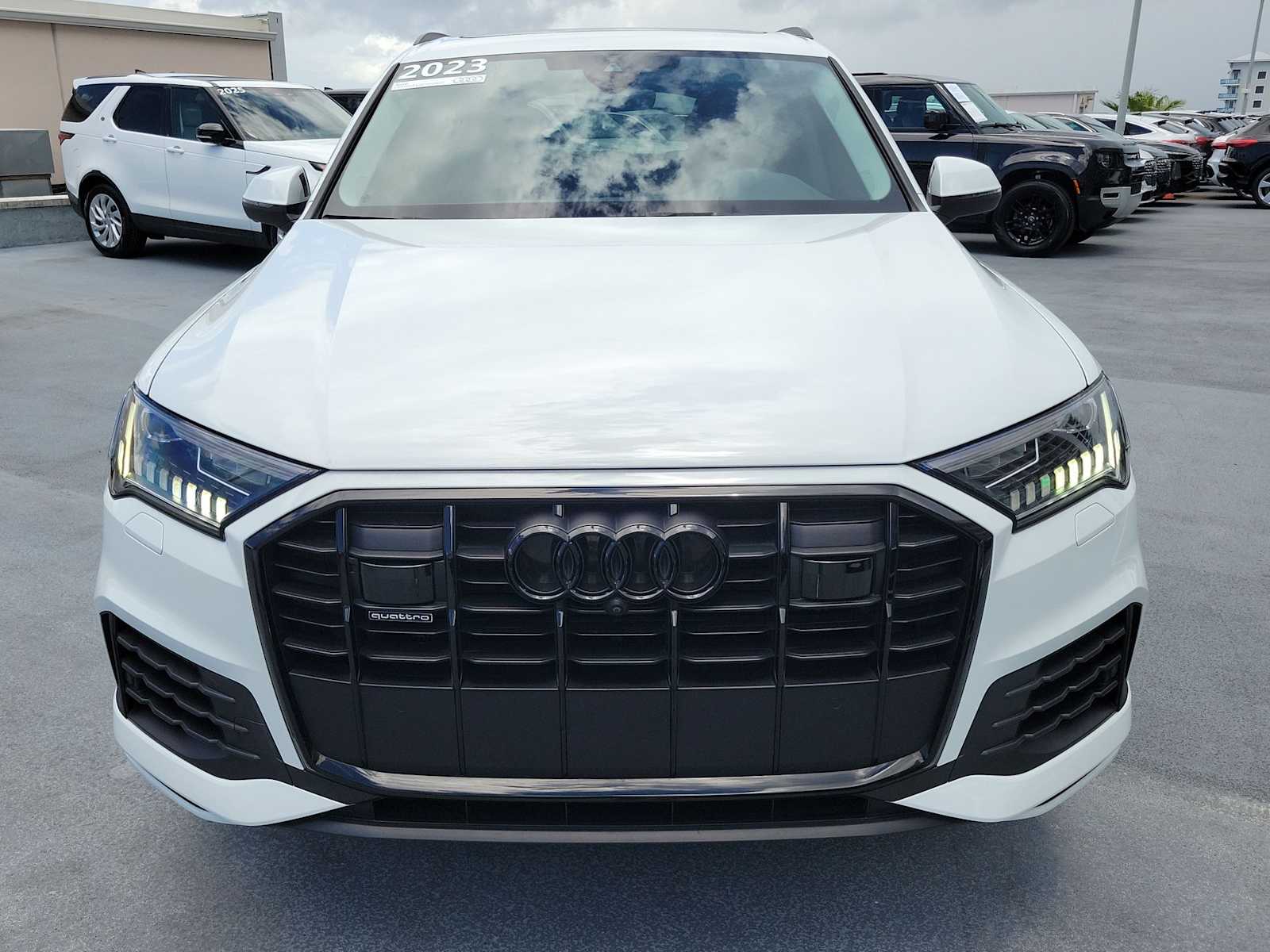 Thumbnail: 2023 Audi Q7 - 9