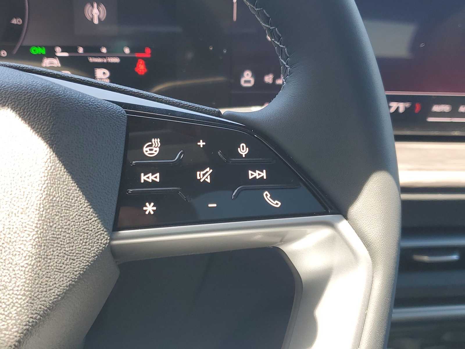 Thumbnail: 2025 Audi Q5 - 18