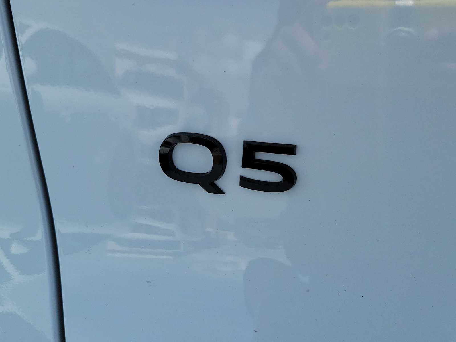 Thumbnail: 2026 Audi Q5 - 11