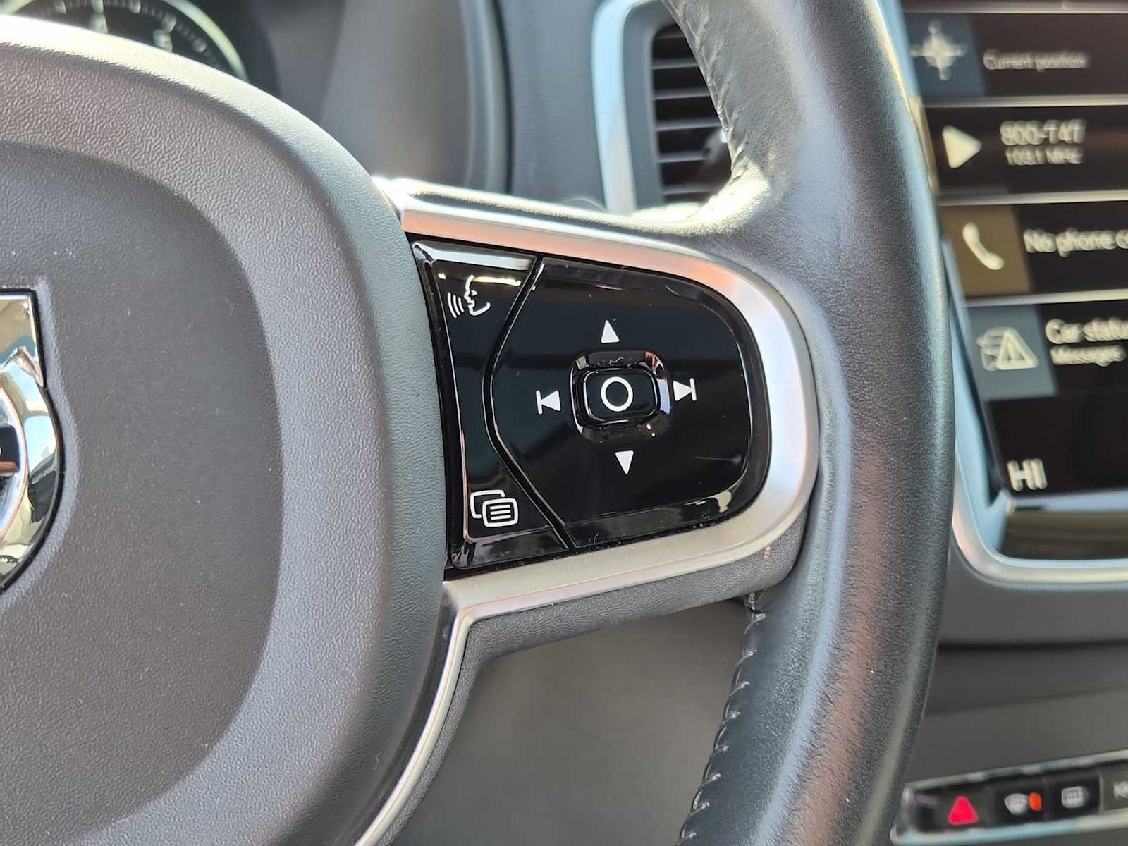 Thumbnail: 2021 Volvo XC90 - 22