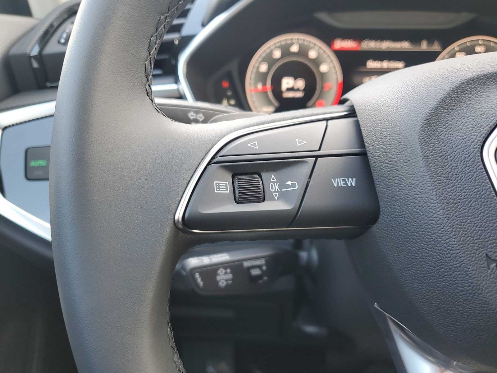 Thumbnail: 2025 Audi Q3 - 17