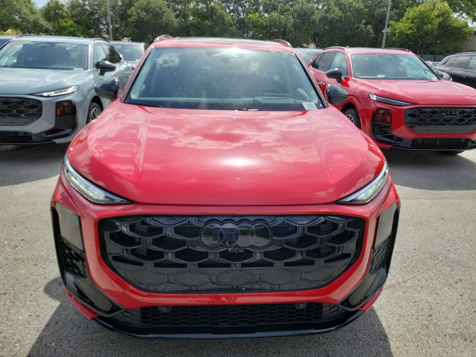 Thumbnail: 2026 Audi Q3 - 6