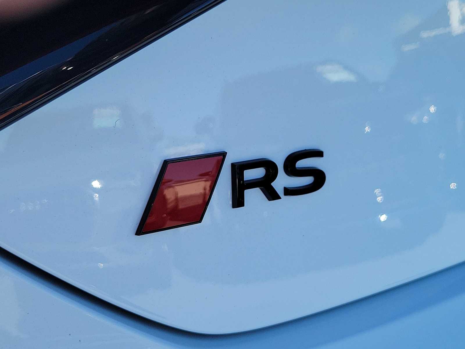 Thumbnail: 2026 Audi RS e-tron GT - 10