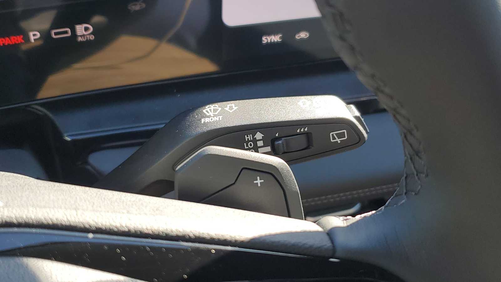 Thumbnail: 2027 Audi Q6 e-tron - 26