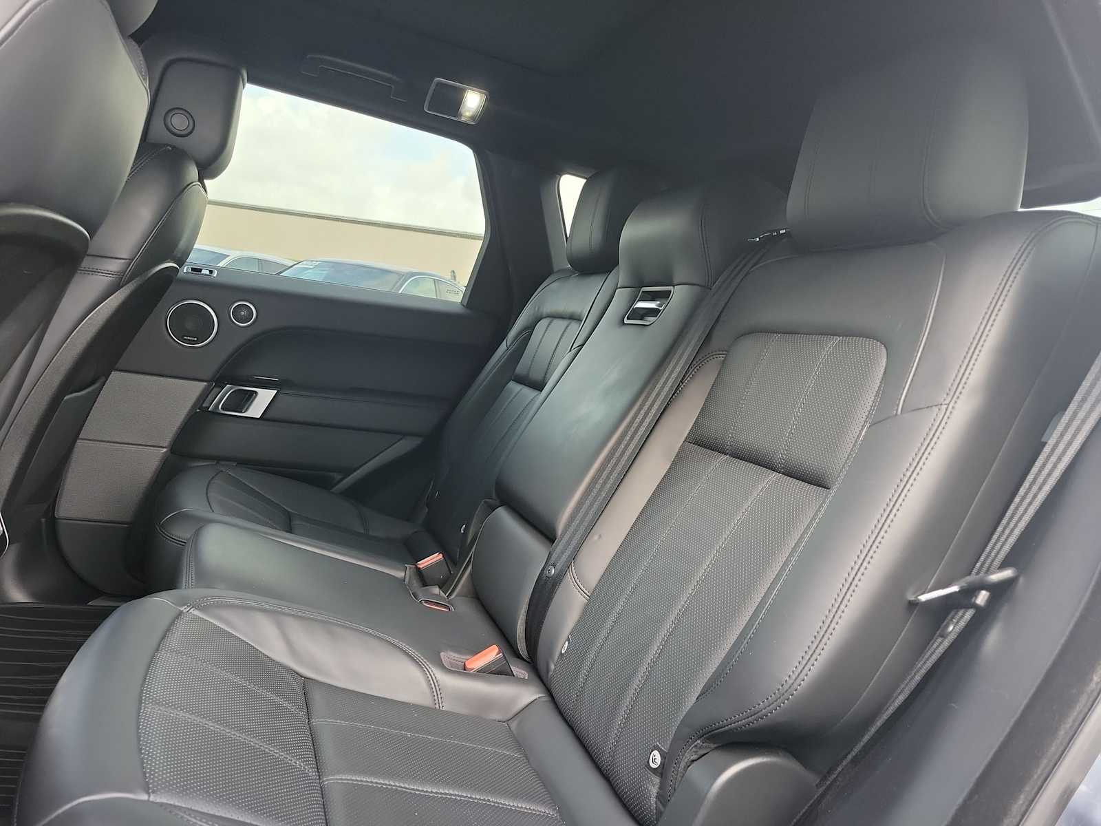 Thumbnail: 2020 Land Rover Range Rover Sport - 19