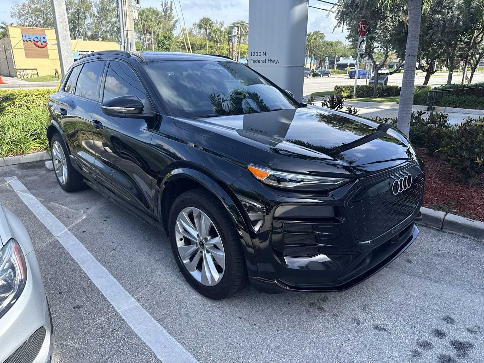2025 Audi Q6 e-tron Premium -
                  Fort Lauderdale, FL