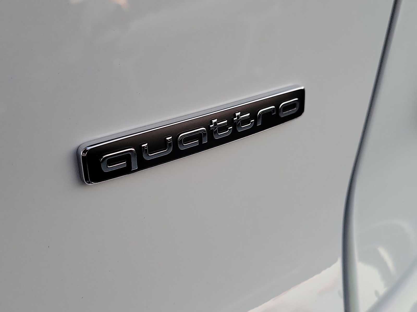 Thumbnail: 2026 Audi Q3 - 11