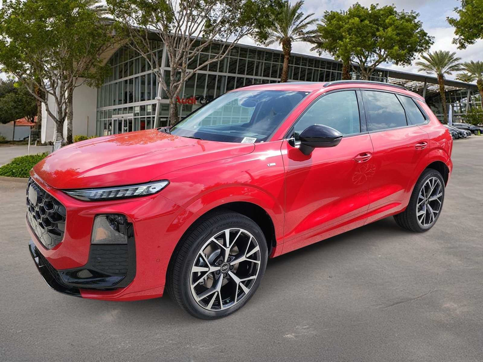 Thumbnail: 2026 Audi Q3 - 1