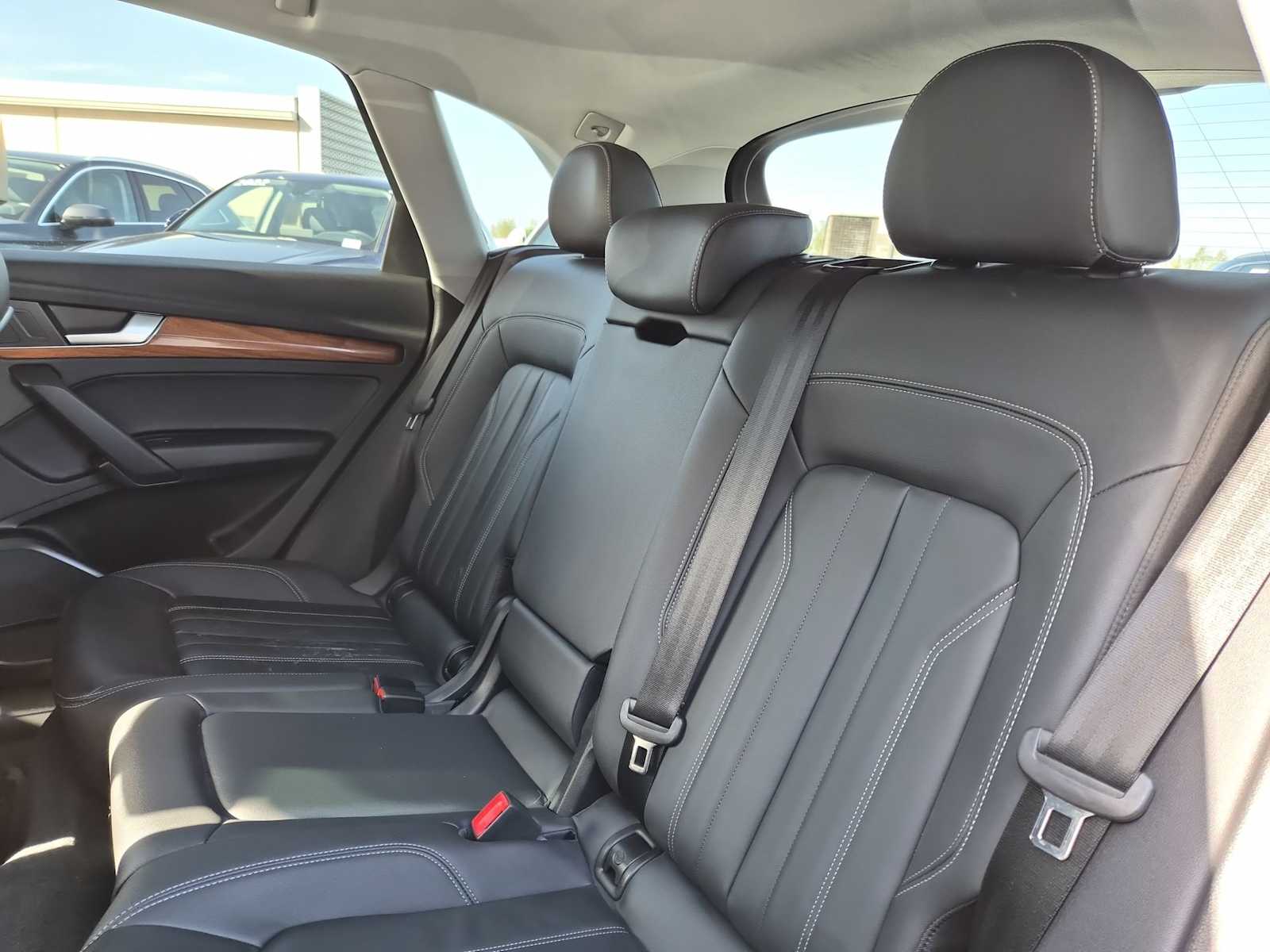 Thumbnail: 2023 Audi Q5 - 18