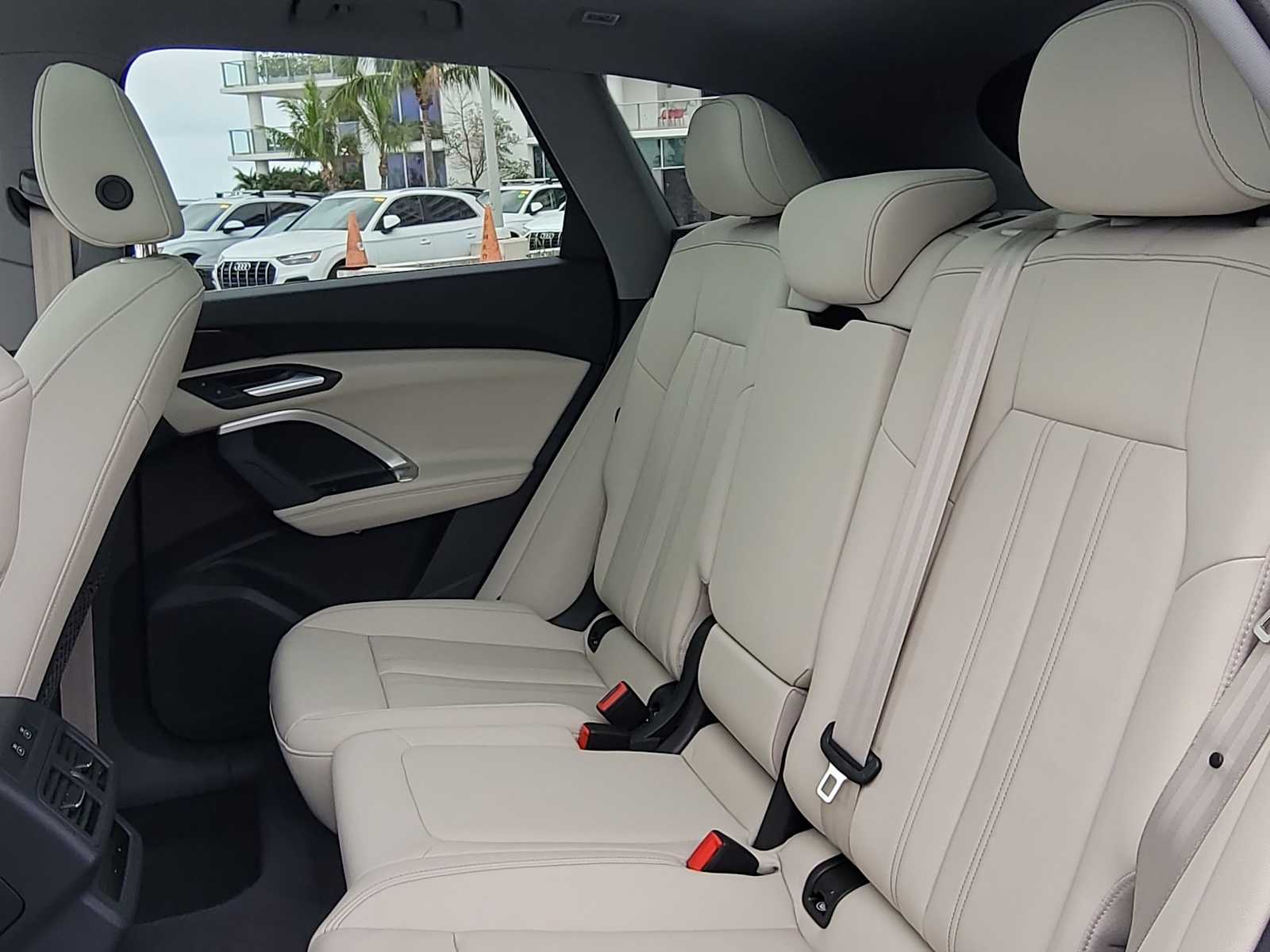 Thumbnail: 2025 Audi Q5 - 19