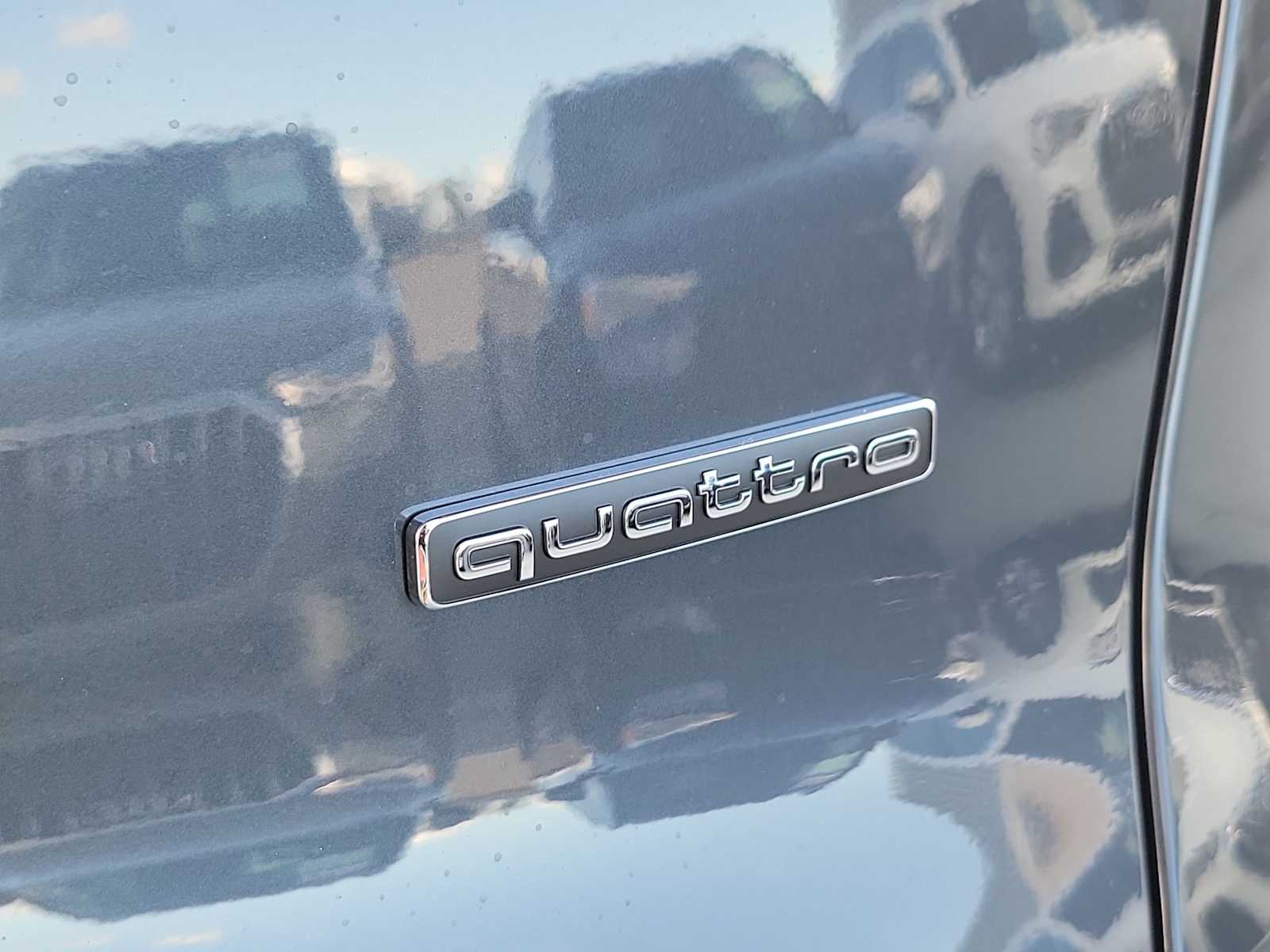 Thumbnail: 2025 Audi Q5 - 11