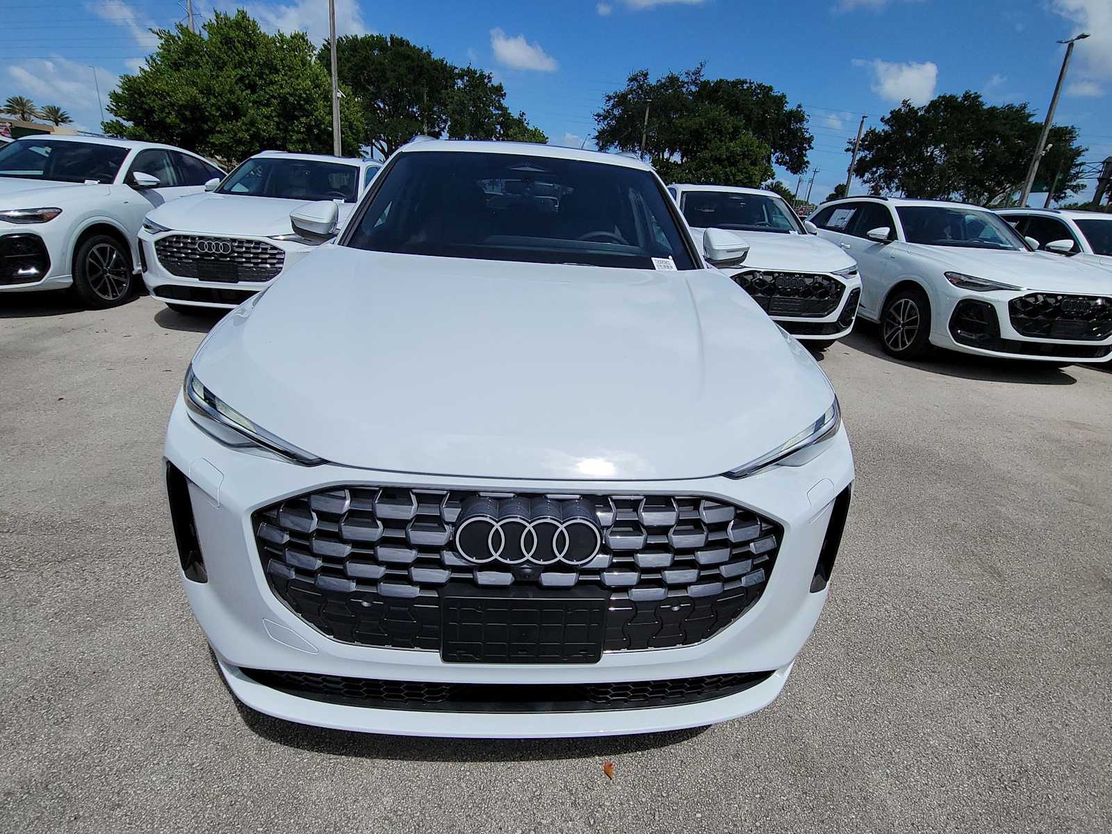 Thumbnail: 2026 Audi Q5 - 3