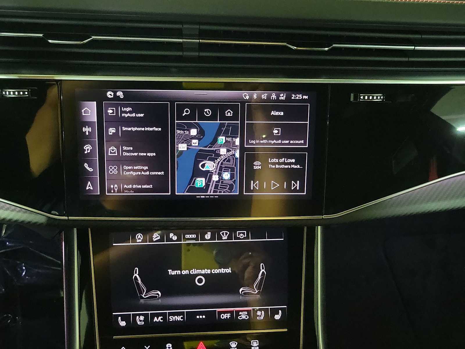 Thumbnail: 2026 Audi Q8 - 22