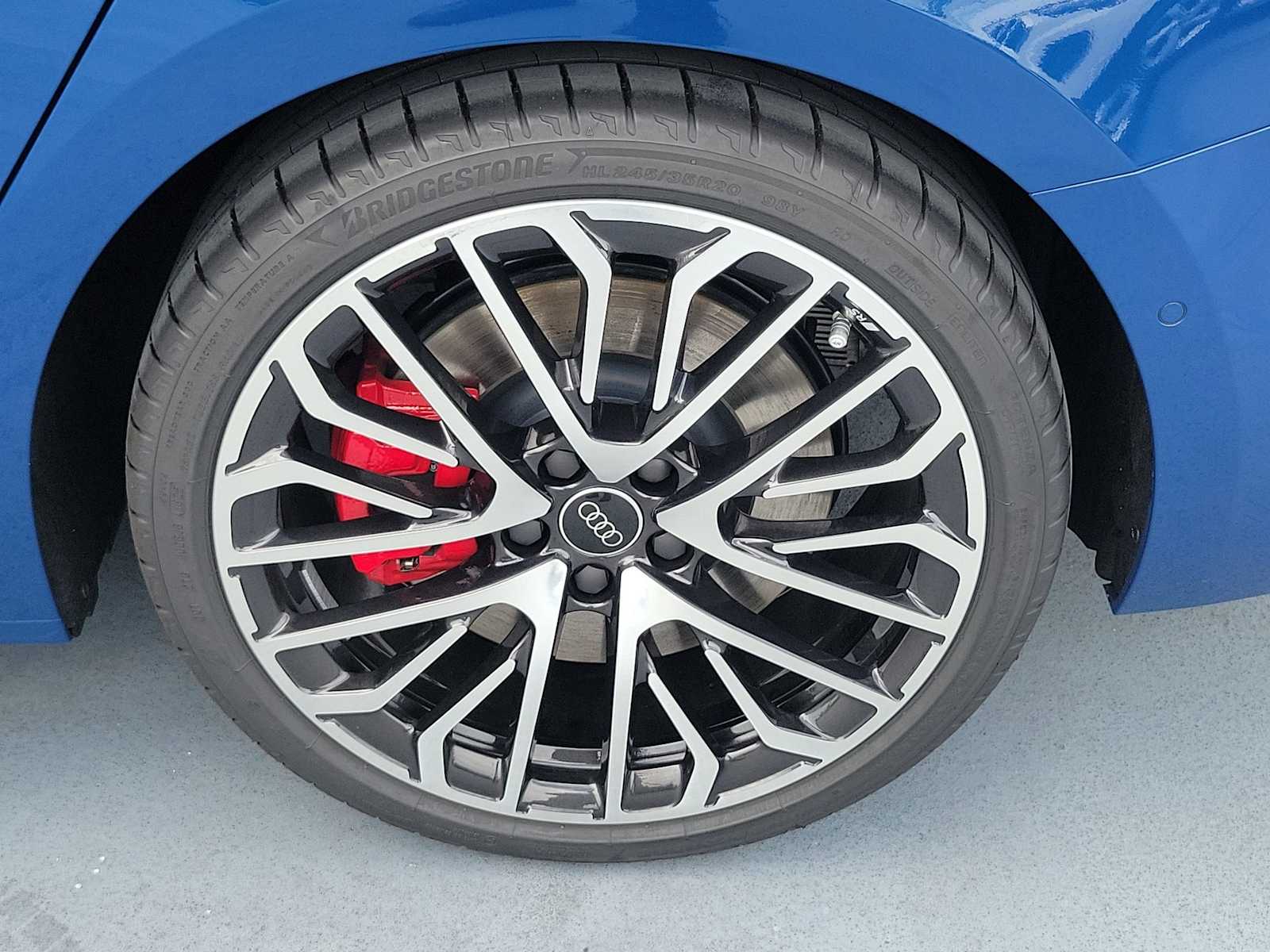 Thumbnail: 2025 Audi S5 - 12