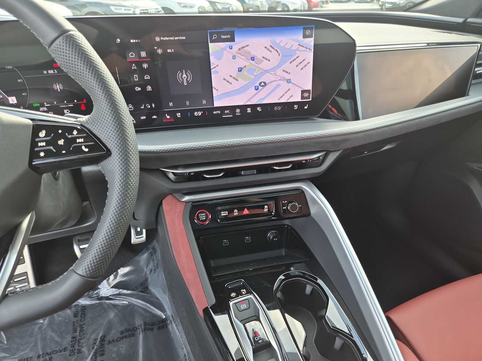 Thumbnail: 2025 Audi SQ5 - 23