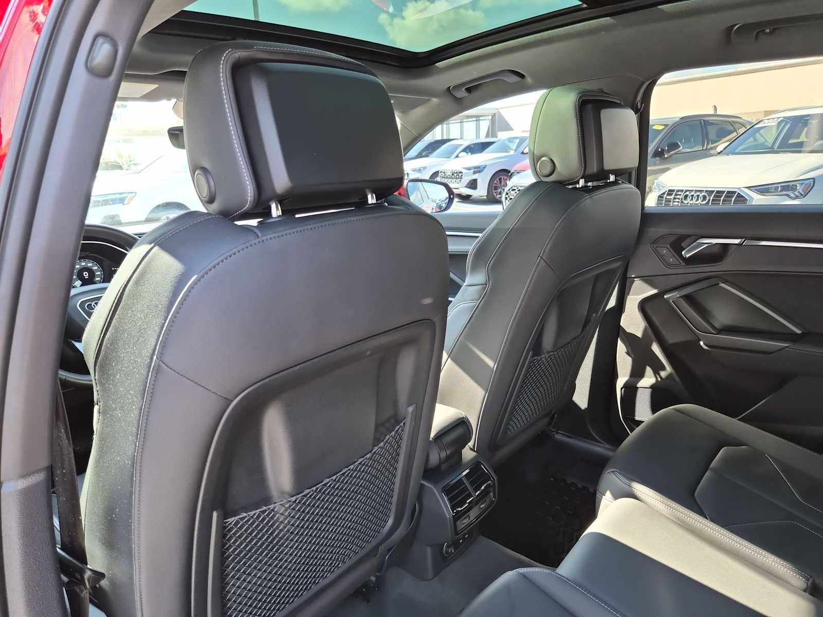 Thumbnail: 2022 Audi Q3 - 17