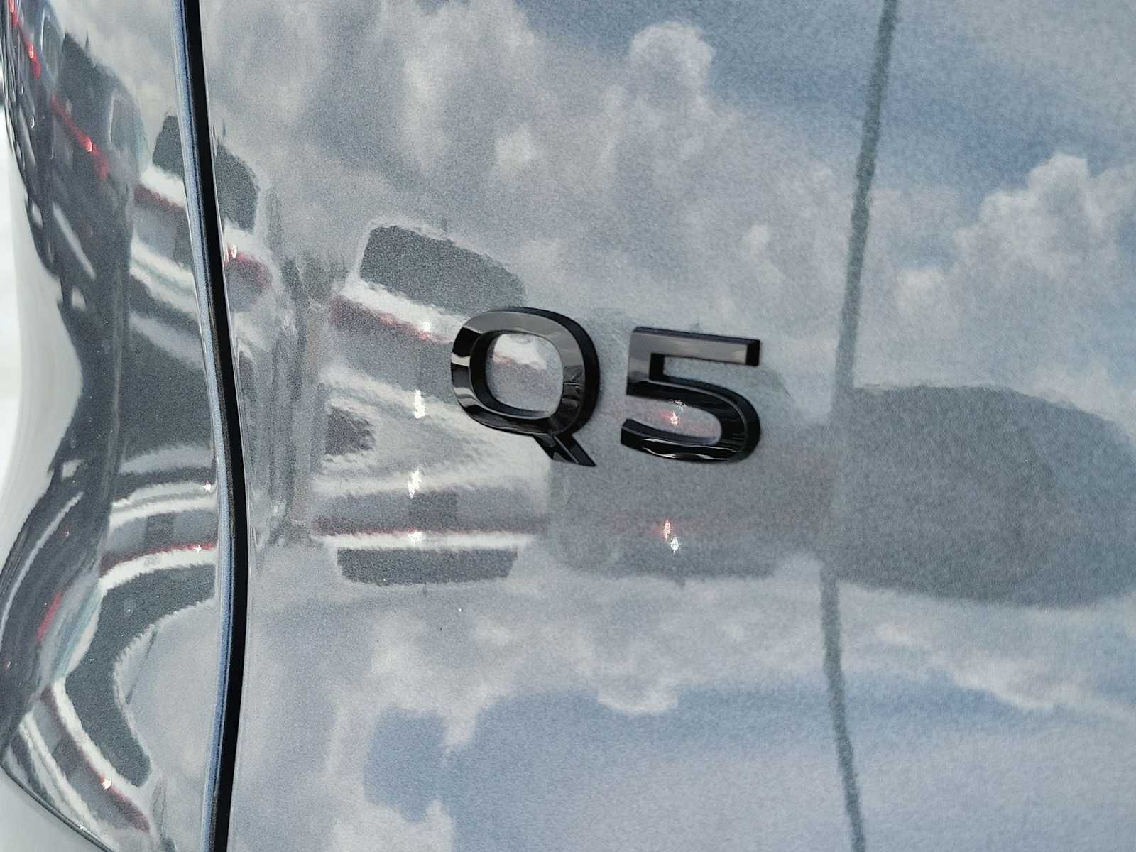 Thumbnail: 2026 Audi Q5 - 11
