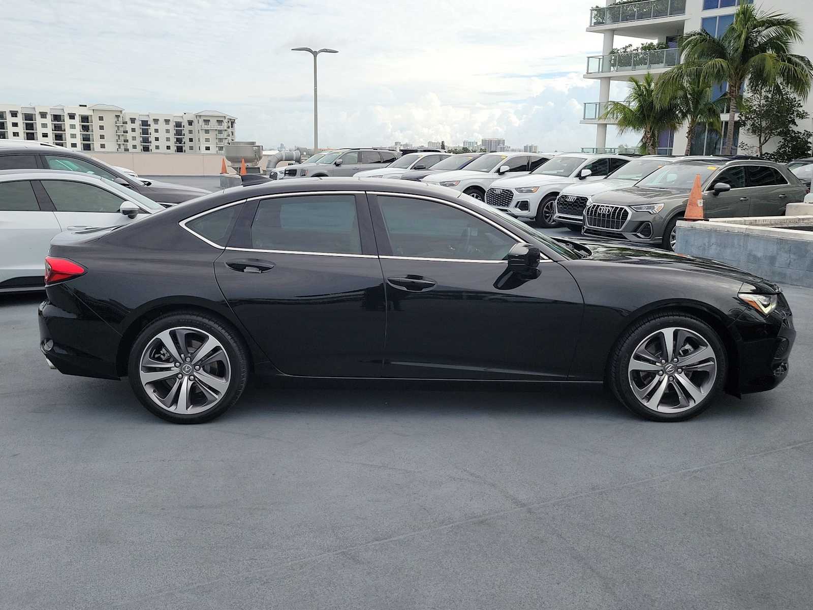 Thumbnail: 2023 Acura TLX - 7