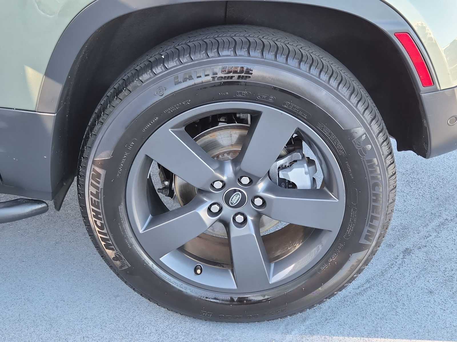 Thumbnail: 2022 Land Rover Defender - 12