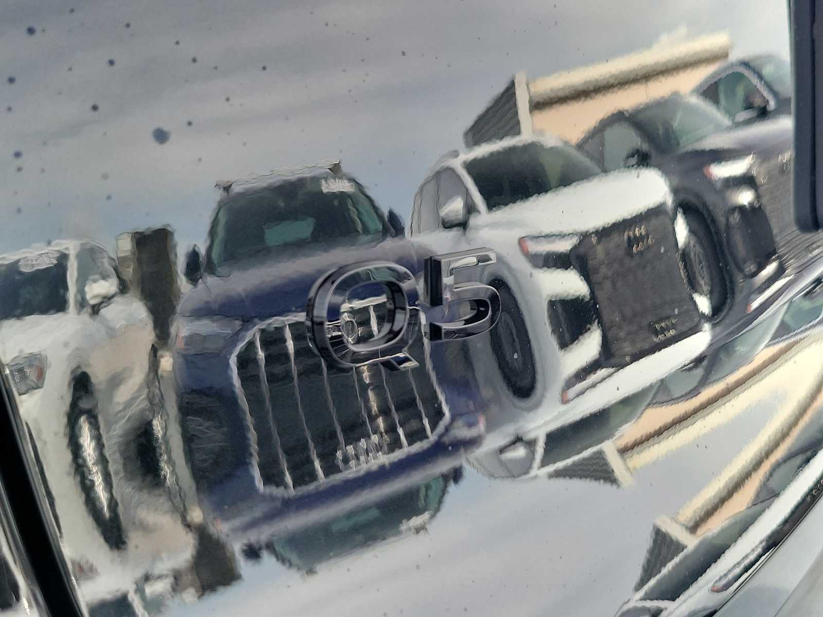 Thumbnail: 2025 Audi Q5 - 10