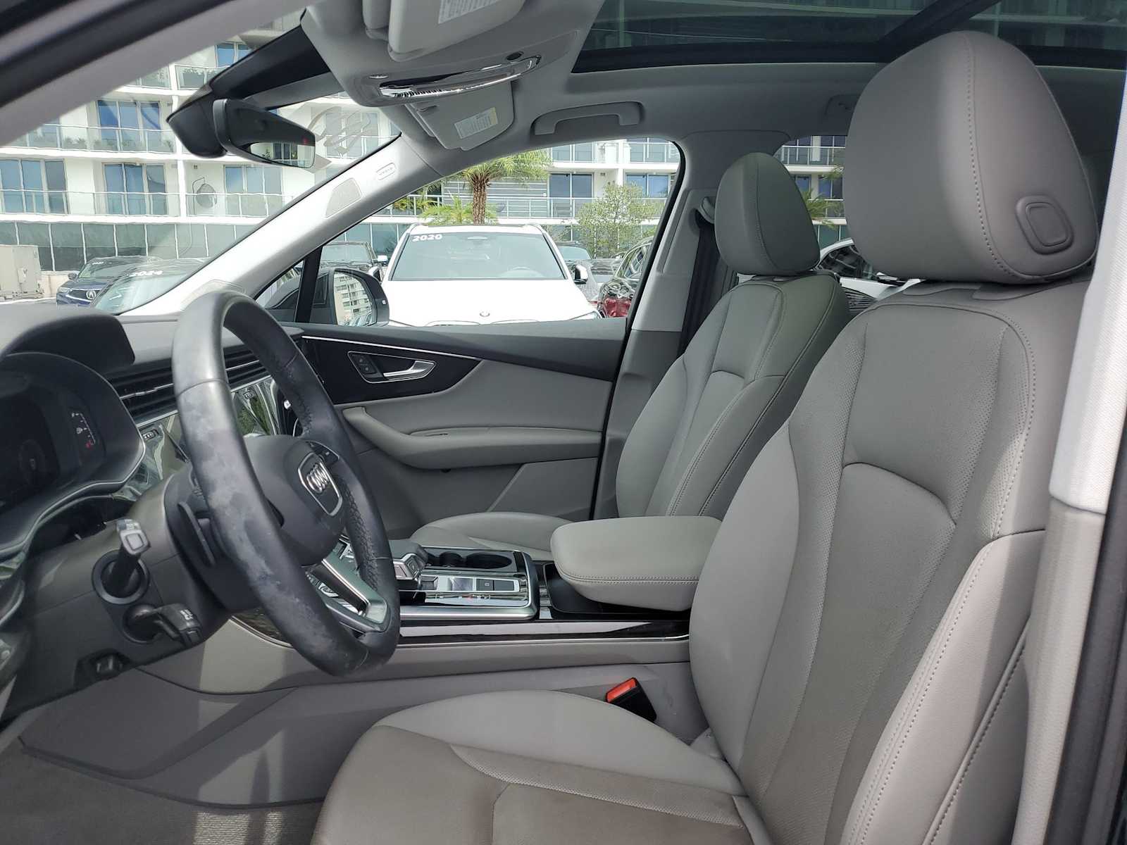 Thumbnail: 2022 Audi Q7 - 12