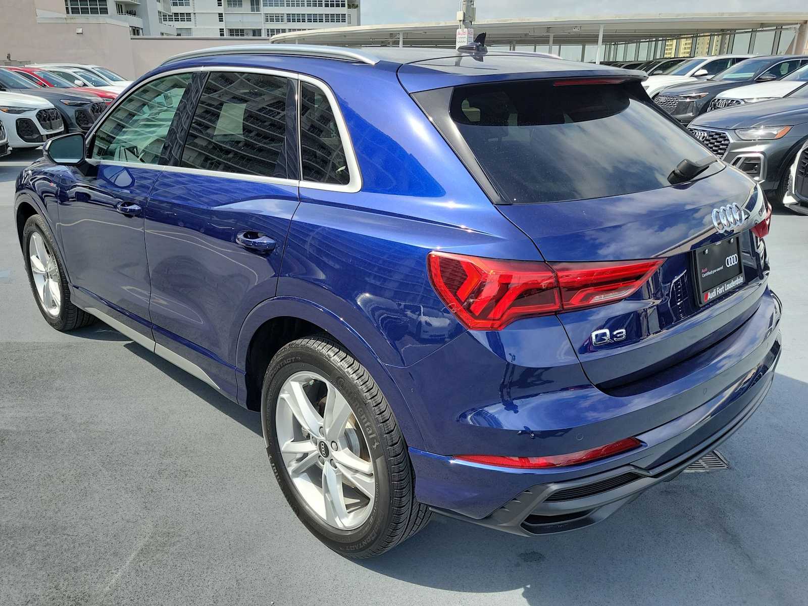 Thumbnail: 2022 Audi Q3 - 3