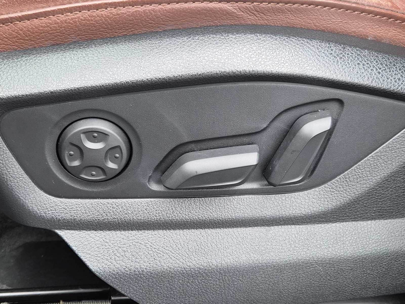 Thumbnail: 2019 Audi Q7 - 16