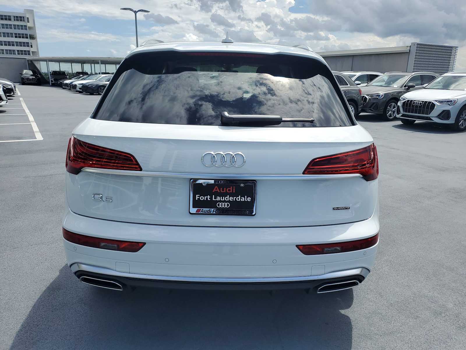 Thumbnail: 2023 Audi Q5 - 5