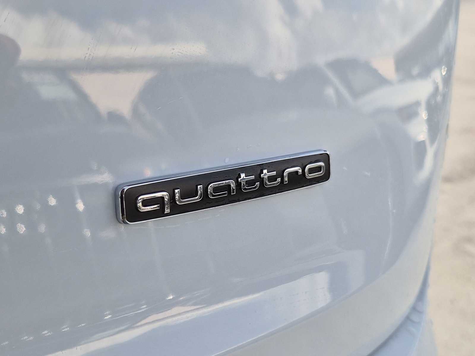 Thumbnail: 2026 Audi Q7 - 11