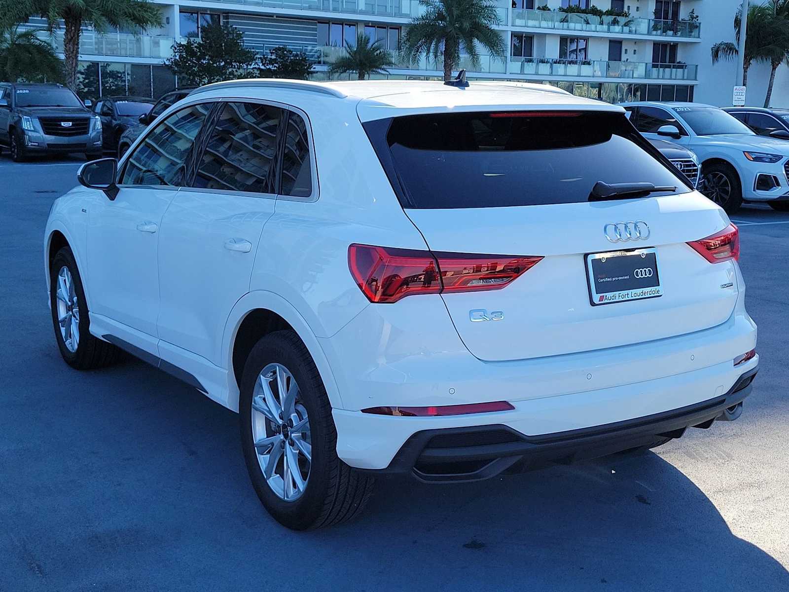 Thumbnail: 2025 Audi Q3 - 4