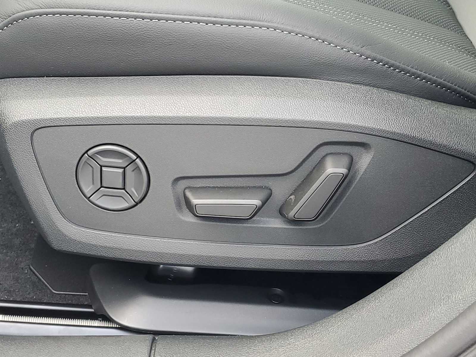 Thumbnail: 2025 Audi A5 - 16