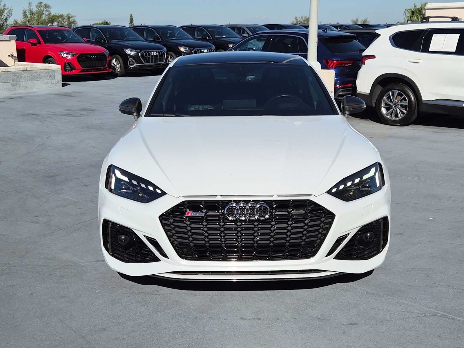 Thumbnail: 2023 Audi RS 5 - 9