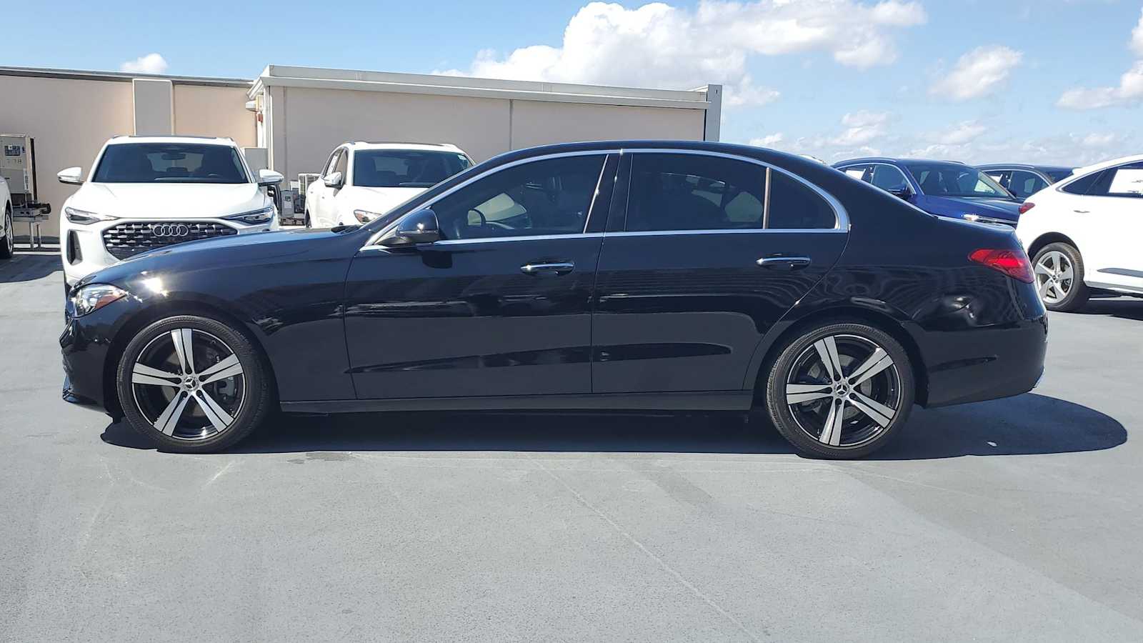 Thumbnail: 2024 Mercedes-Benz C-Class - 3