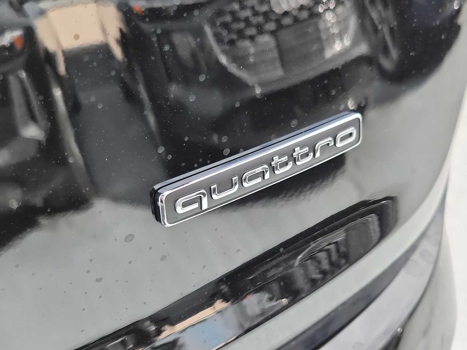 Thumbnail: 2026 Audi Q7 - 11