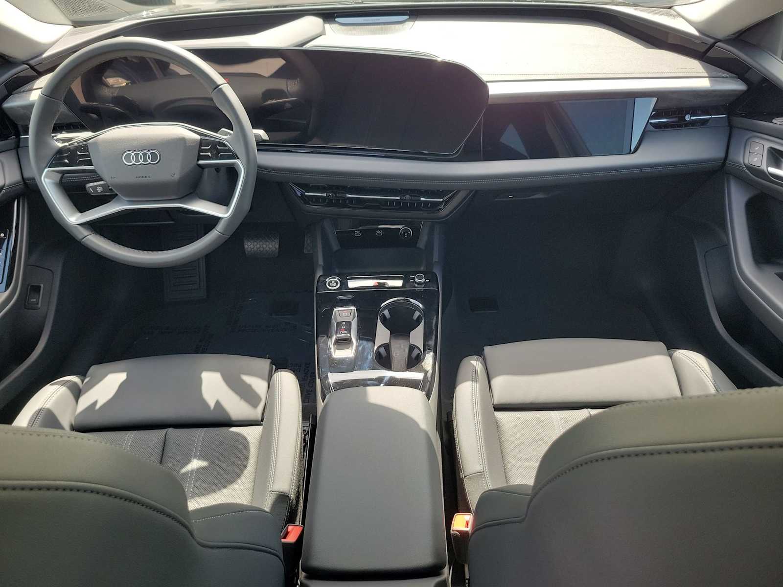 Thumbnail: 2025 Audi e-tron S - 14