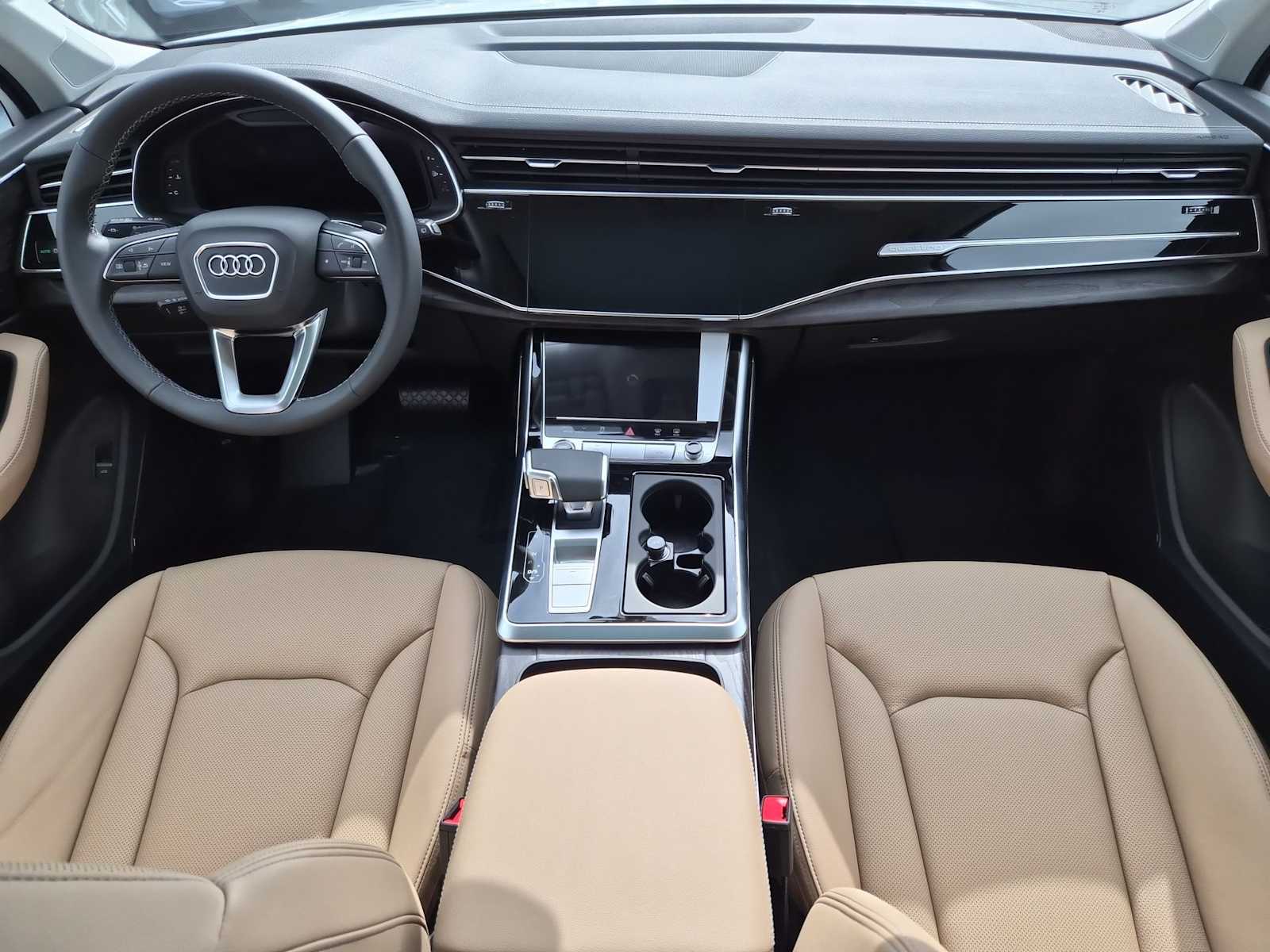 Thumbnail: 2026 Audi Q7 - 14