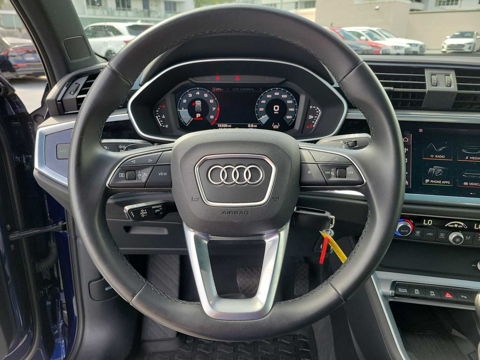 Thumbnail: 2022 Audi Q3 - 19