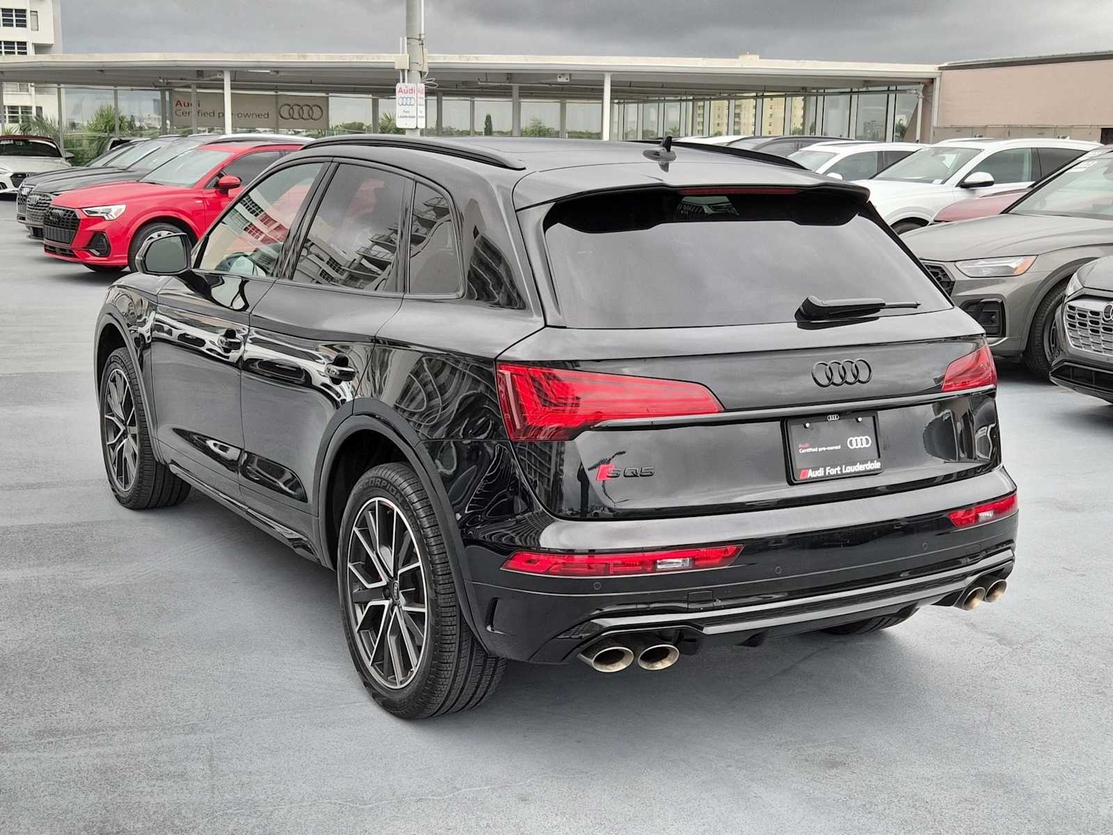 Thumbnail: 2025 Audi SQ5 - 4
