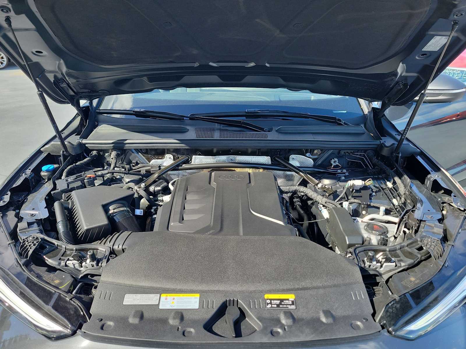 Thumbnail: 2025 Audi Q5 - 13