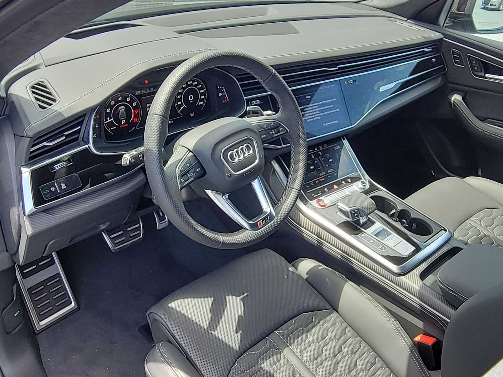 Thumbnail: 2026 Audi RS Q8 - 2