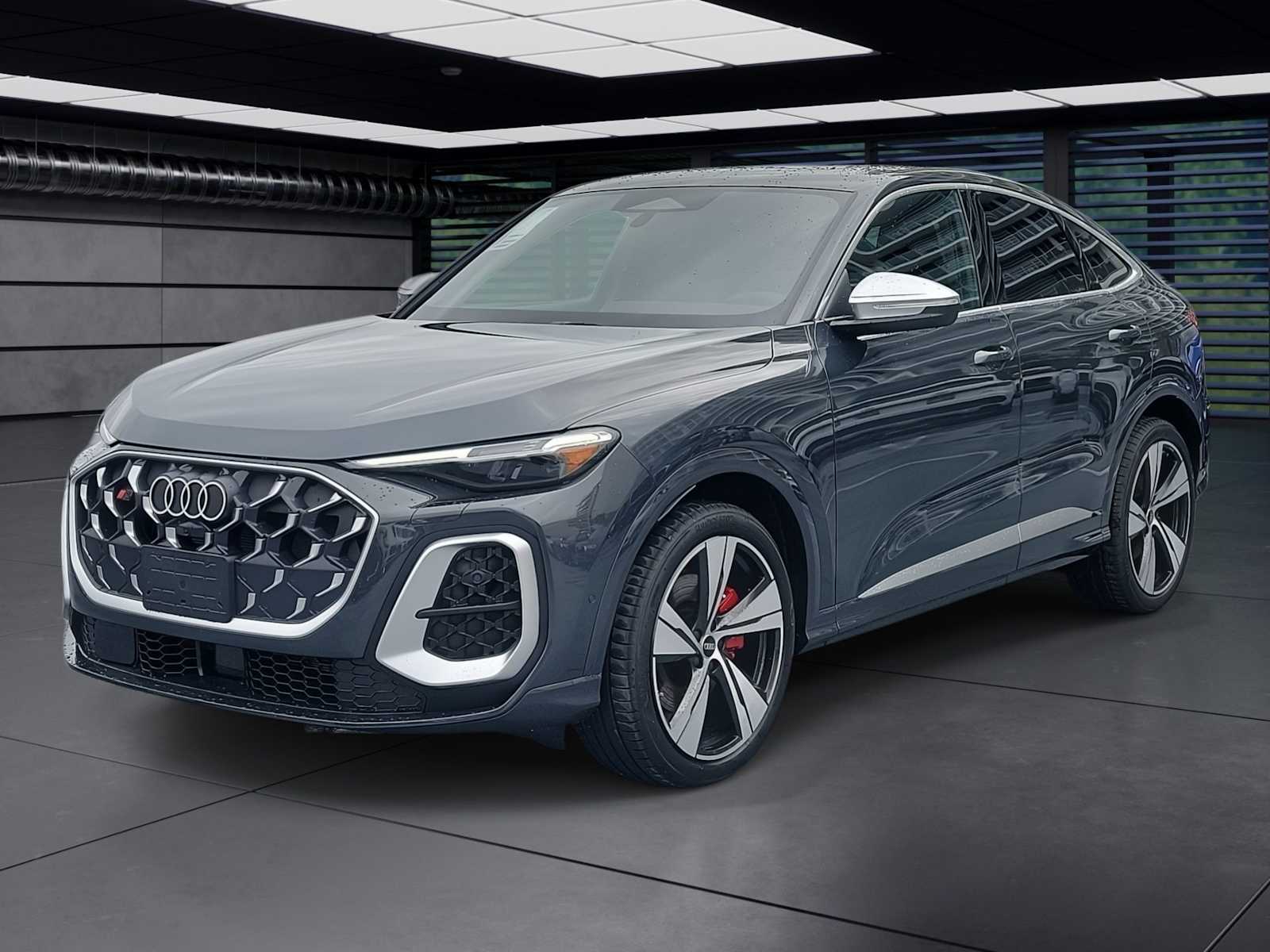 Thumbnail: 2026 Audi SQ5 - 1