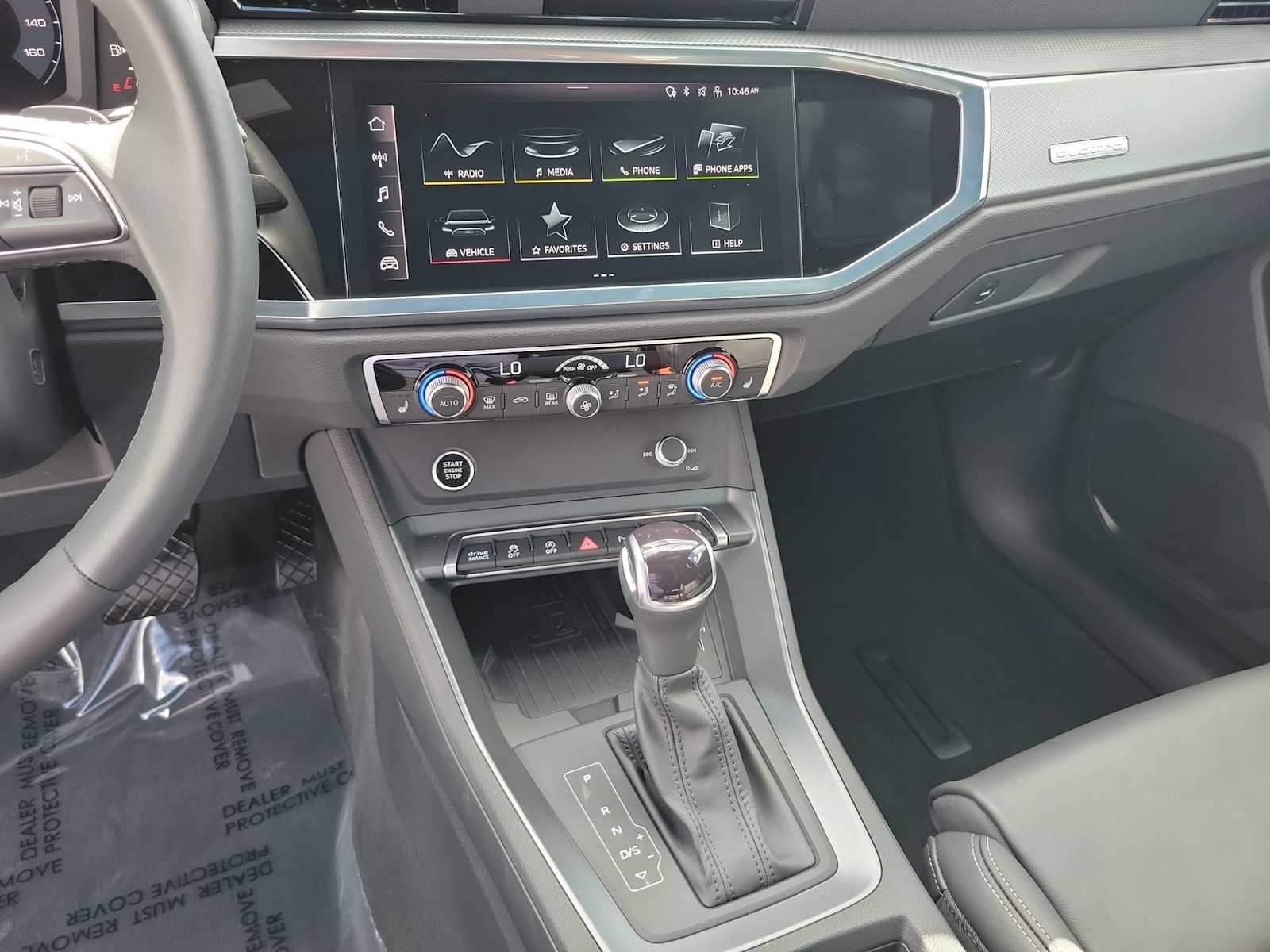 Thumbnail: 2025 Audi Q3 - 23