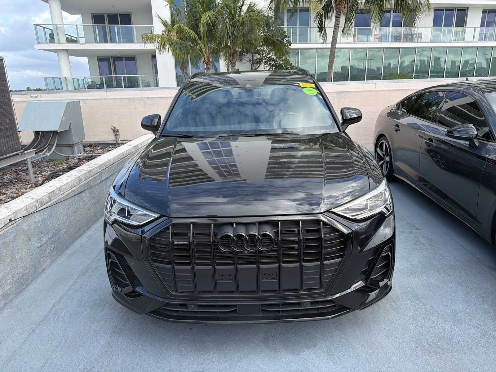 Thumbnail: 2023 Audi Q3 - 1