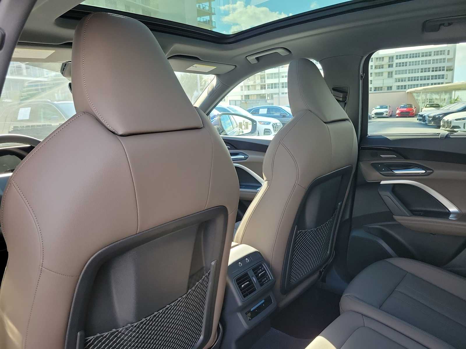 Thumbnail: 2025 Audi Q5 - 17