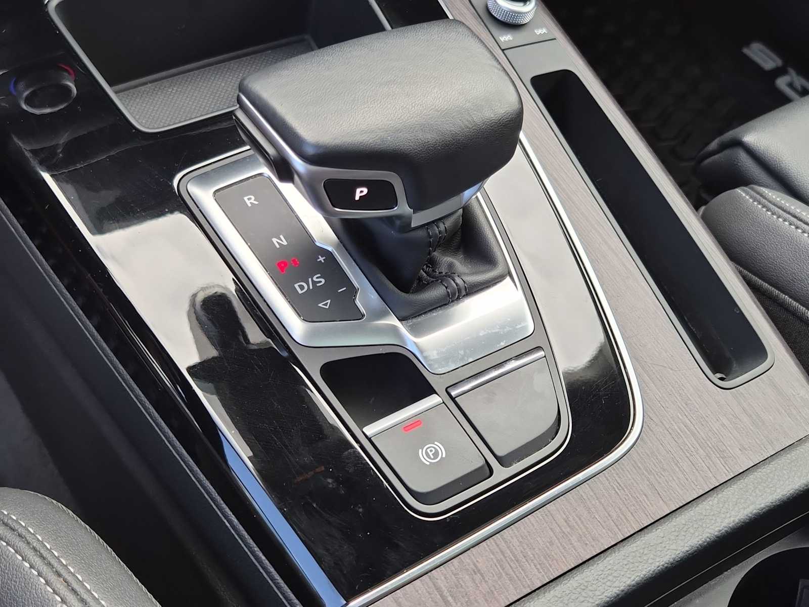 Thumbnail: 2023 Audi Q5 - 24