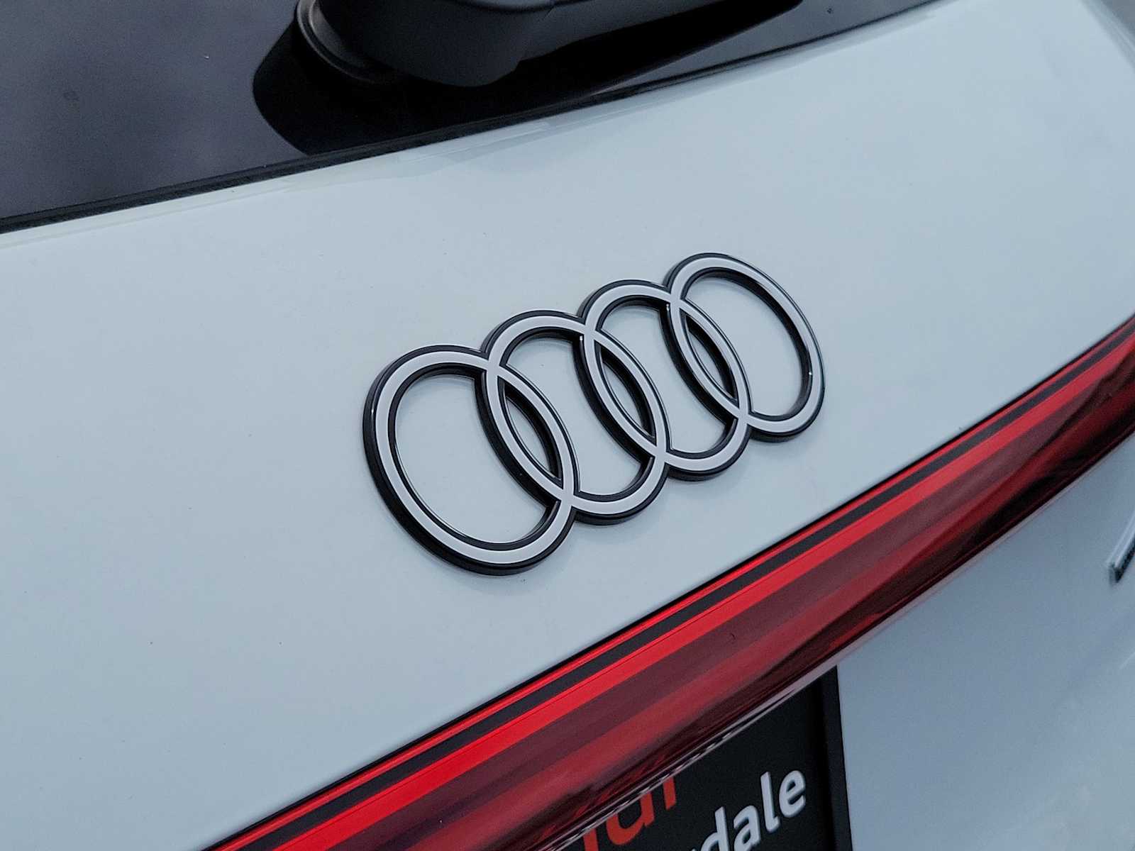 Thumbnail: 2026 Audi Q5 - 10
