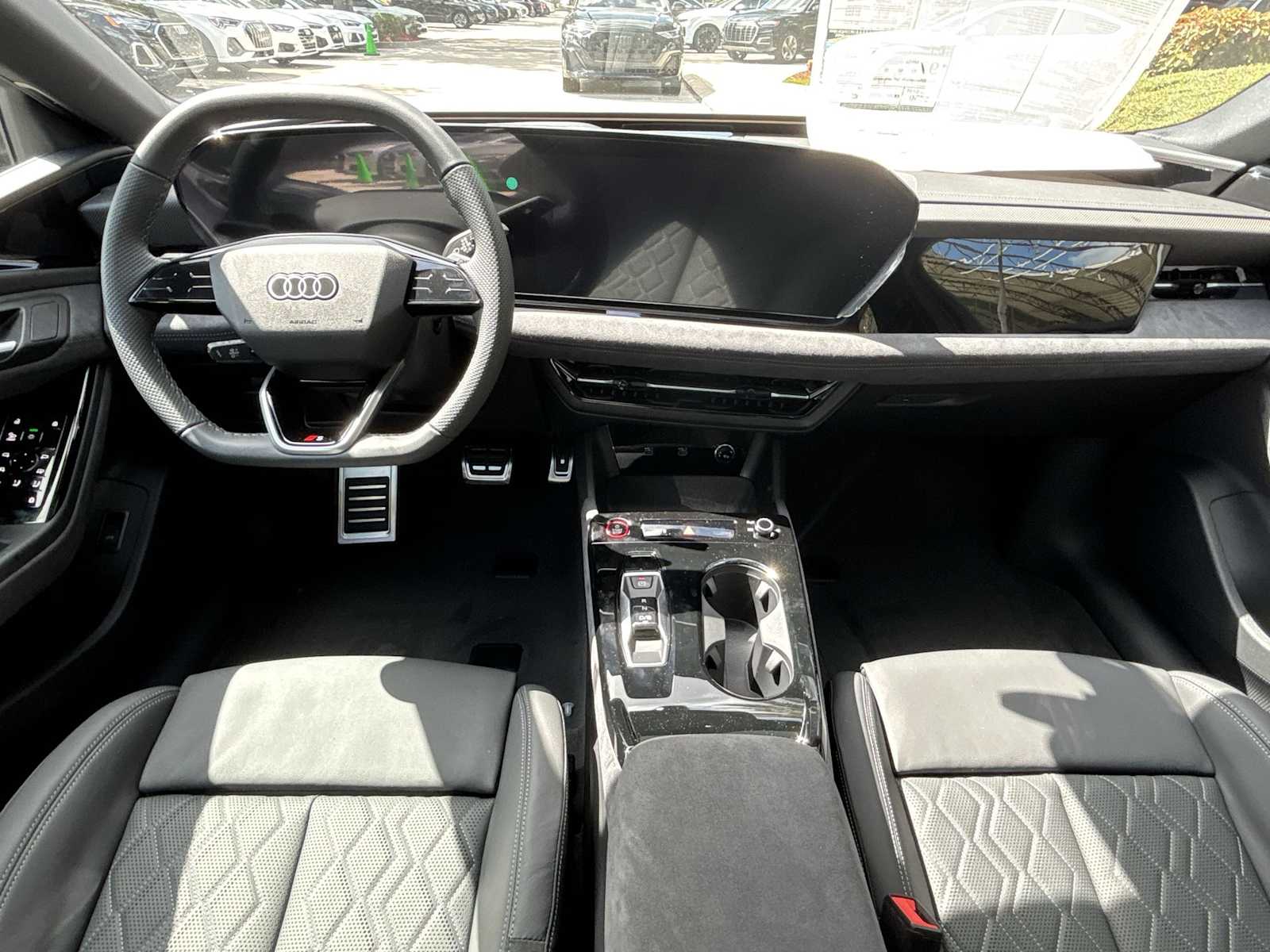 Thumbnail: 2025 Audi e-tron S - 24